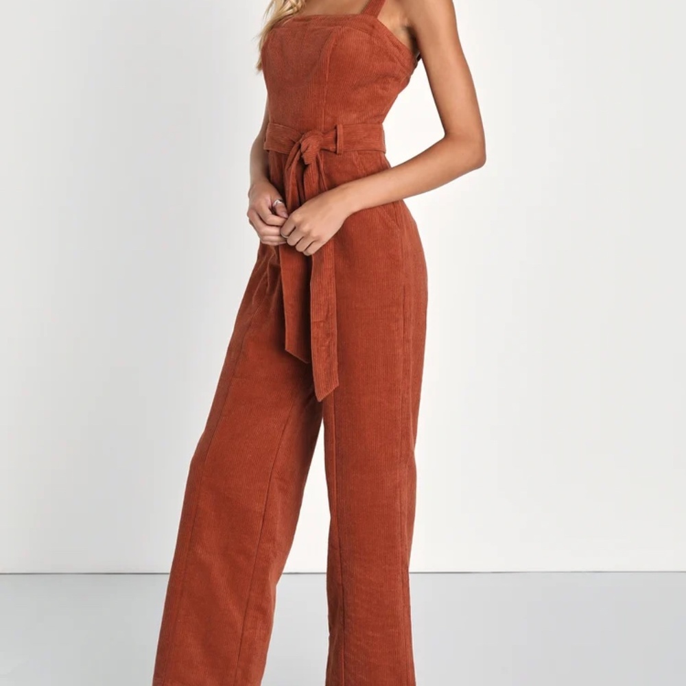 Lulu’s corduroy jumpsuit